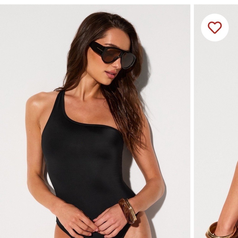 Fabletics One-Shoulder Swimsuit - L